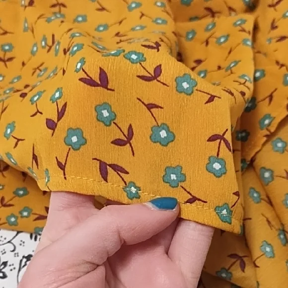 NWT ROMWE Women's Yellow Floral Camisole - Picture 8 of 8